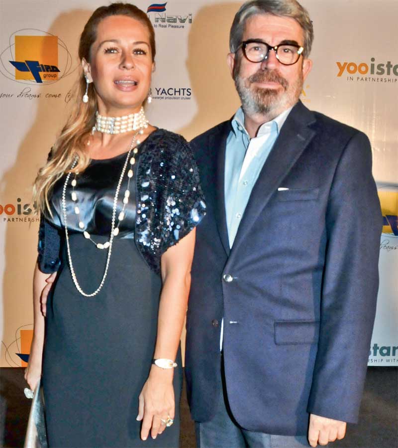 Lüks yatlar rezidansta görücüye çıktı