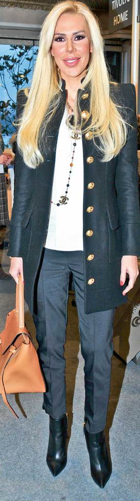 Hayırlı bir alışveriş yaptılar