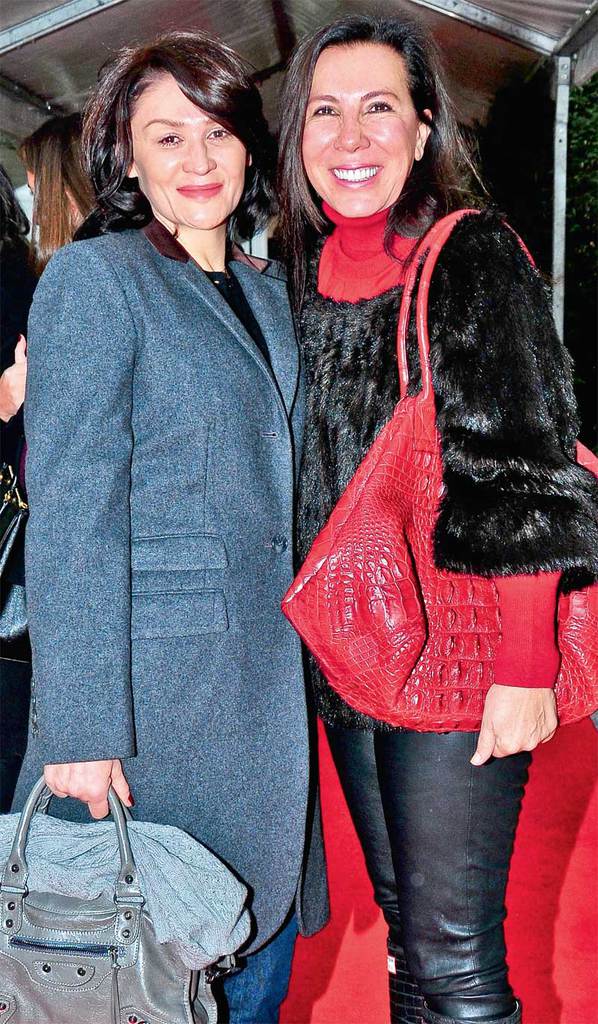 Hayırlı bir alışveriş yaptılar