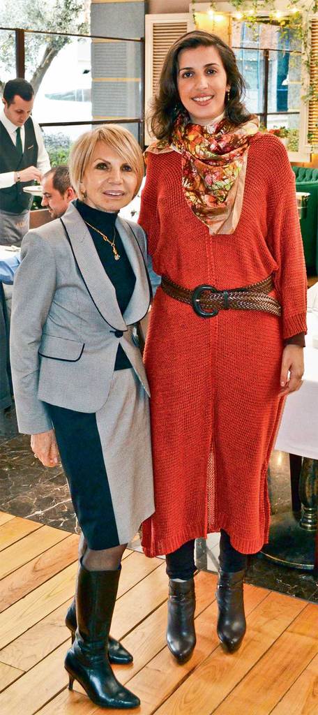 Başkonsolos eşleri İl Conte’de buluştu