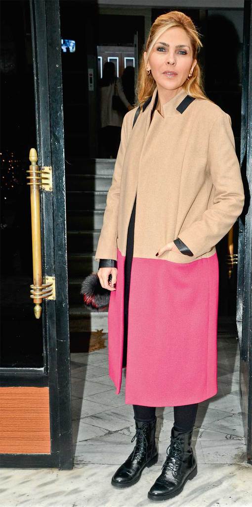 Yılbaşı davetinde bir araya geldiler