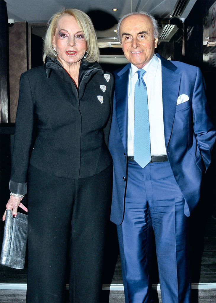 Reina’da kışın gelişini kutladılar