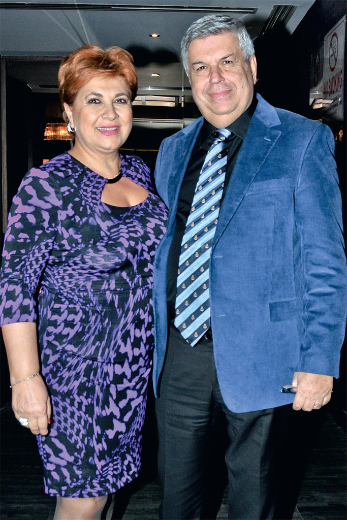 Reina’da kışın gelişini kutladılar