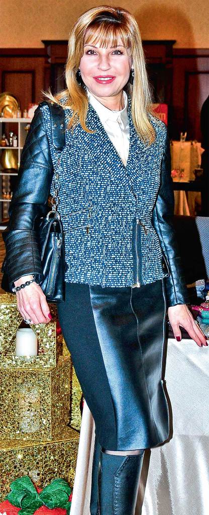 Bir kermesle iki yardım kuruluşuna destek