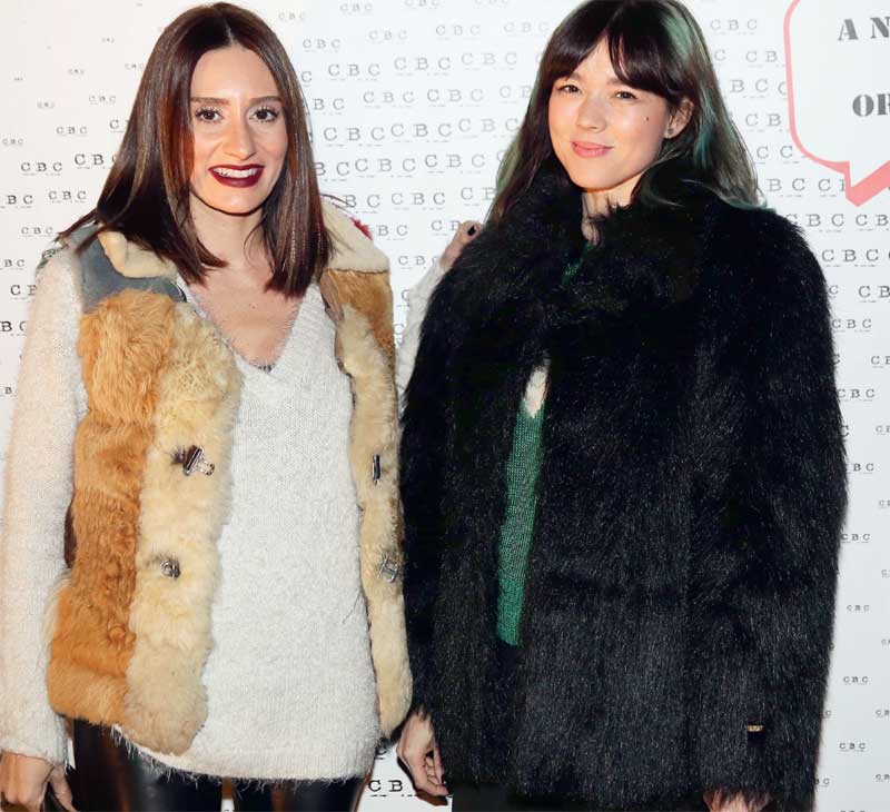 Ünlü isimler göz temalı partide bir araya geldi