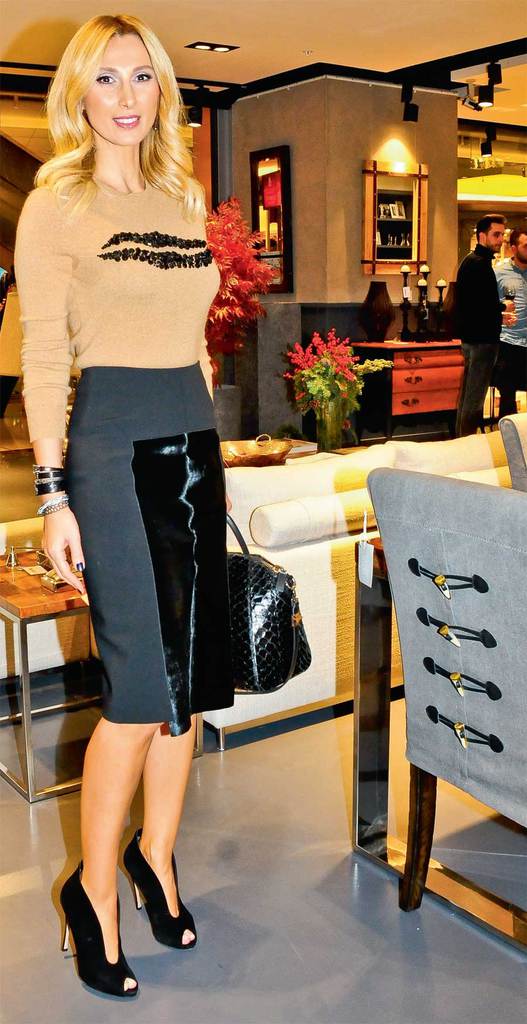 ‘6. Cadde’sinde yeni yıl daveti düzenledi