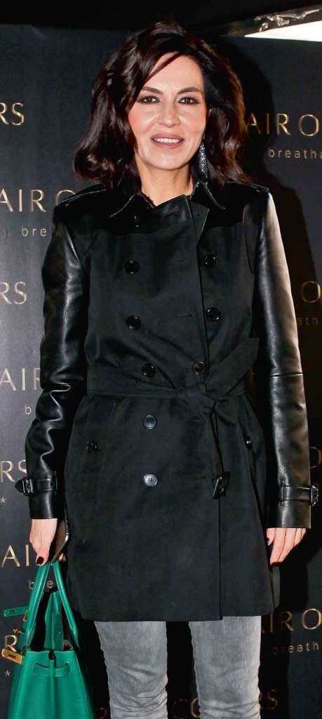 Renkli lensler için renkli bir davet