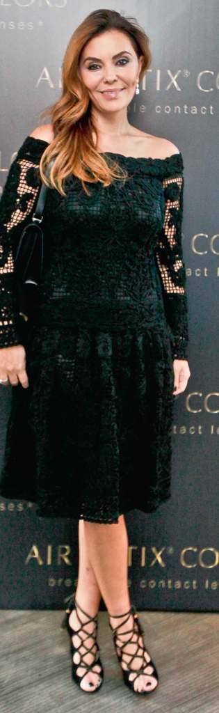 Renkli lensler için renkli bir davet