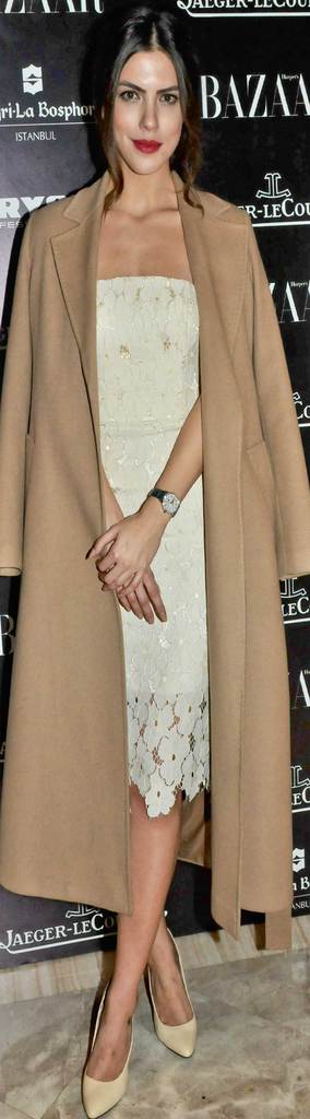 Harper’s Bazaar yılbaşı partisinde ünlüleri buluşturdu