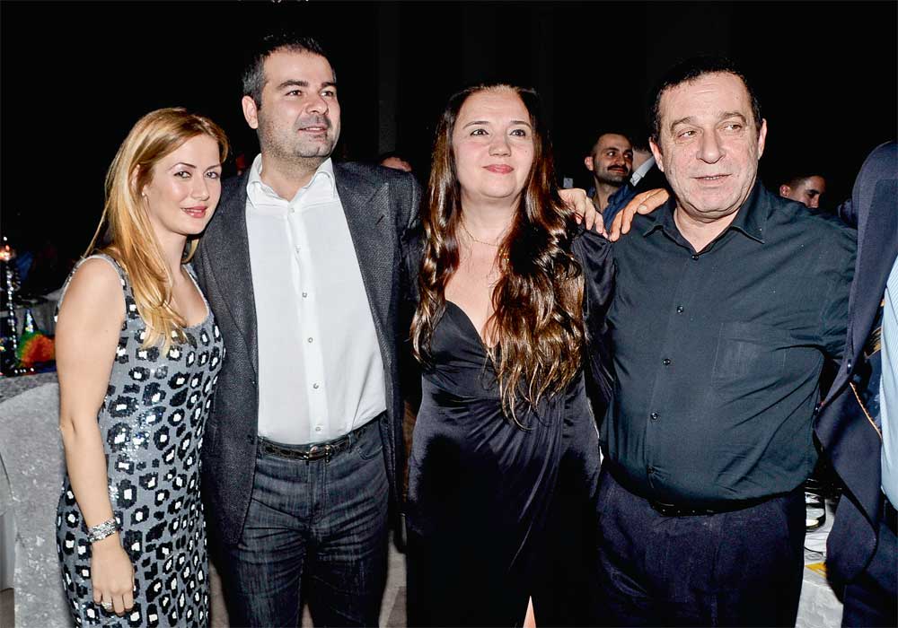 Kartalkaya’da renkli yılbaşı partisi