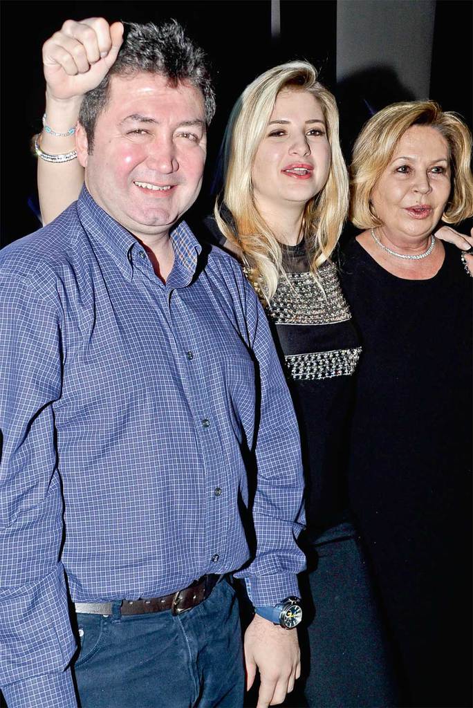 Kartalkaya’da renkli yılbaşı partisi