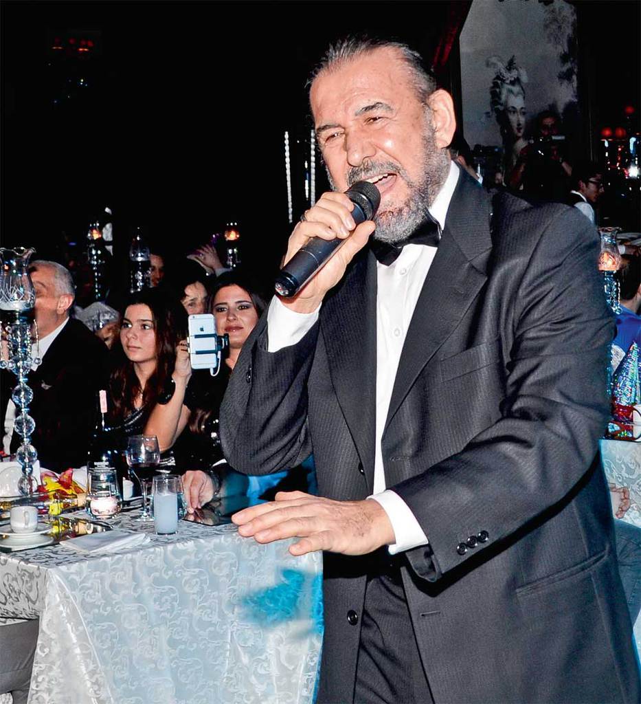 Kartalkaya’da renkli yılbaşı partisi