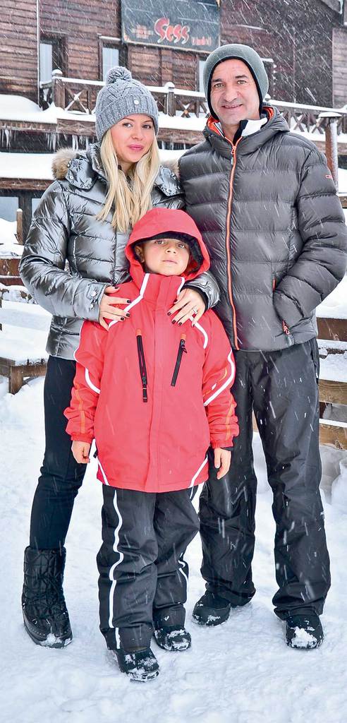 Yılbaşı tatilini Uludağ’da geçirdiler