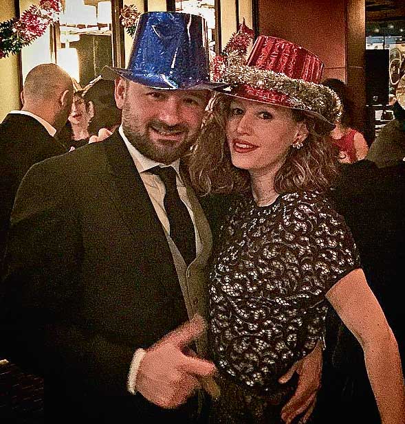 Yılbaşı coşkusunu sosyal medyadan paylaştılar