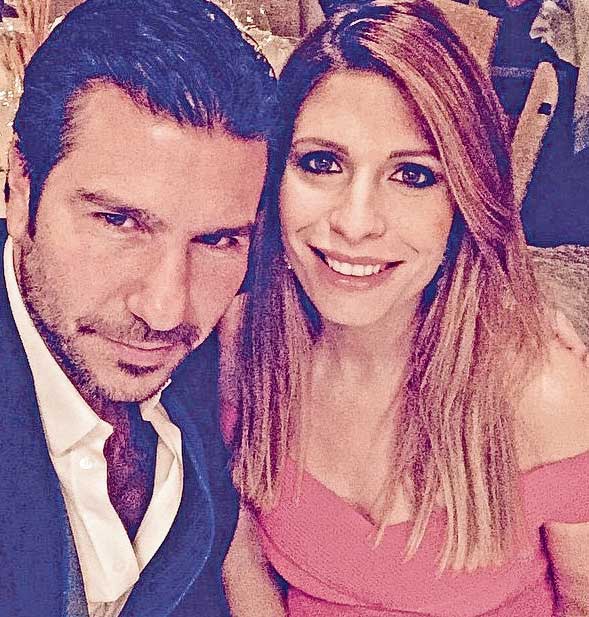 Yılbaşı coşkusunu sosyal medyadan paylaştılar