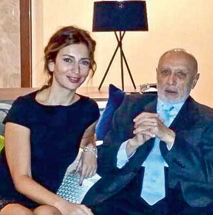 Yılbaşı coşkusunu sosyal medyadan paylaştılar