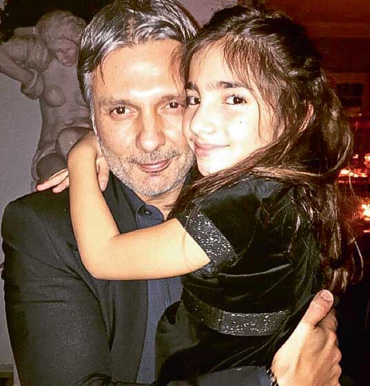 Yılbaşı coşkusunu sosyal medyadan paylaştılar