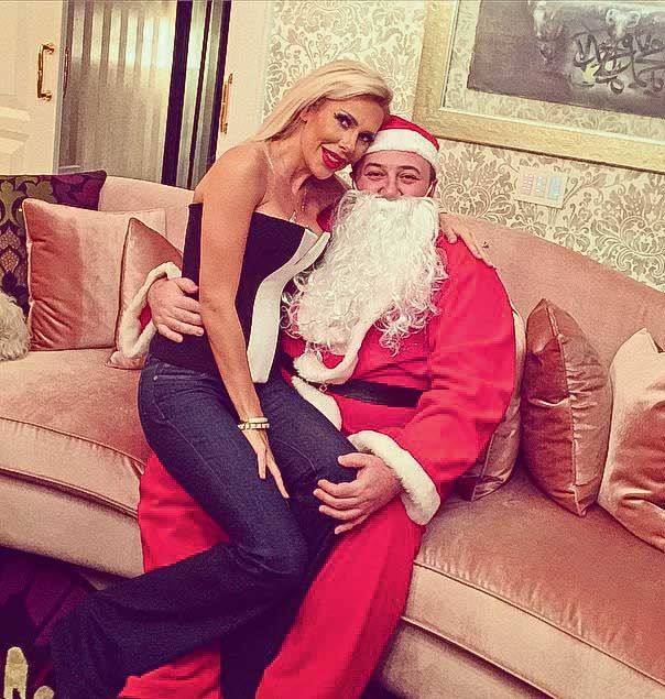 Yılbaşı coşkusunu sosyal medyadan paylaştılar