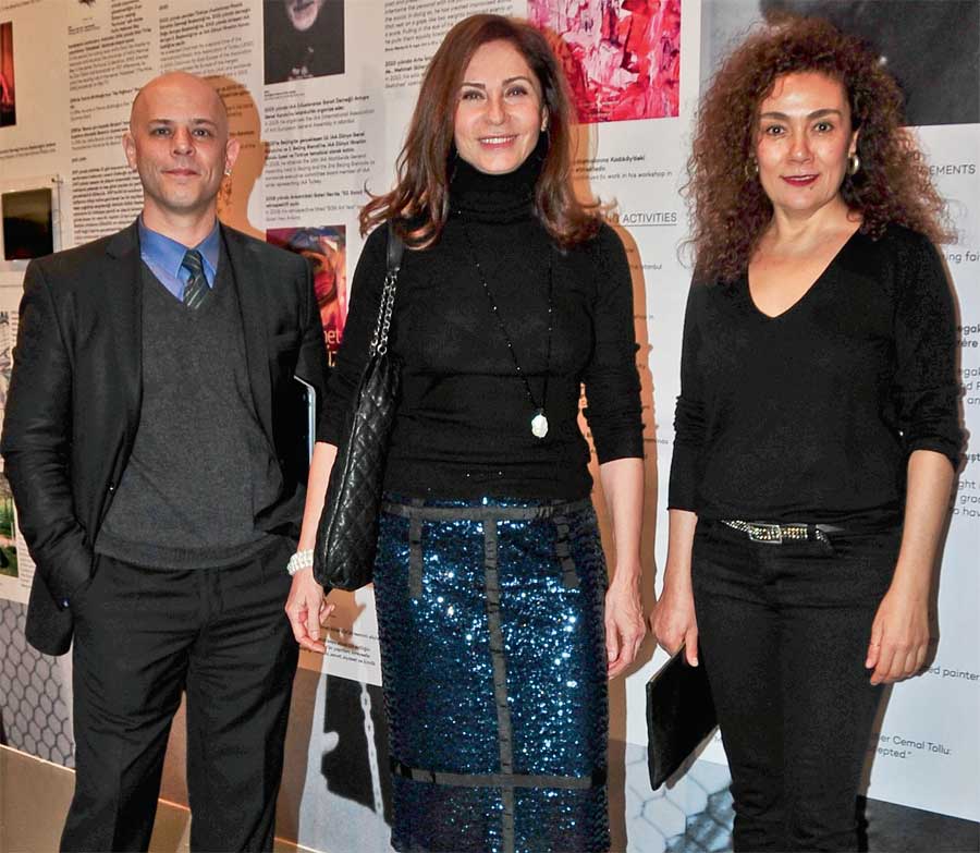 ‘Mehmet Güleryüz Retrospektifi’sergisi