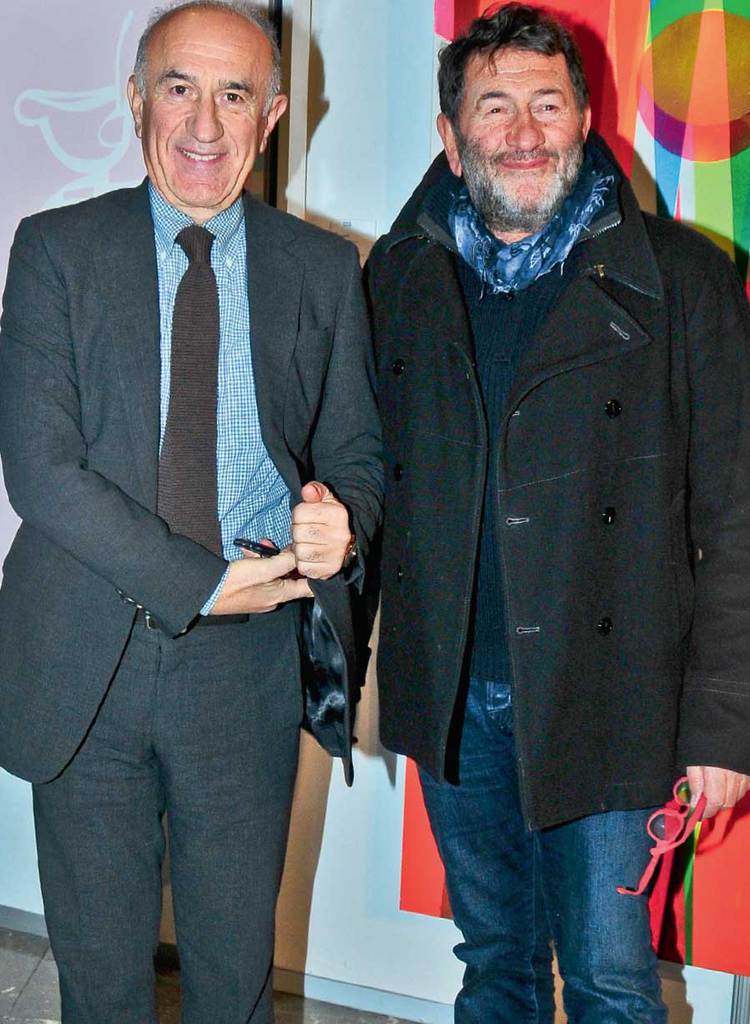 Müzayede eserleri için tanıtım daveti