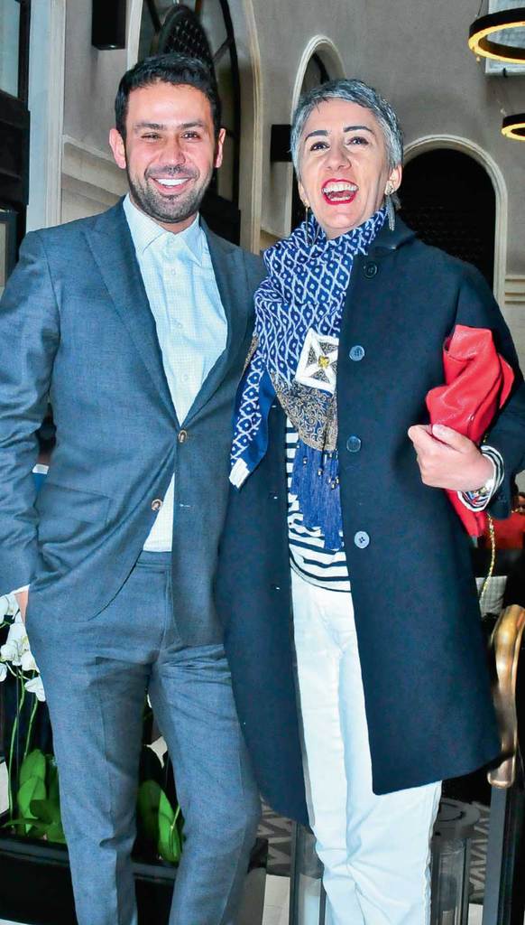 ‘Fashiontalks’ için kardeşiyle parti verdi