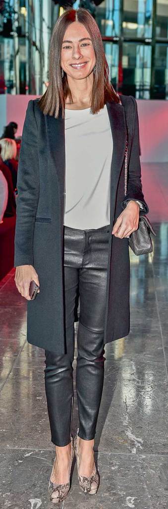 Yeni koleksiyonunu defileyle tanıttı