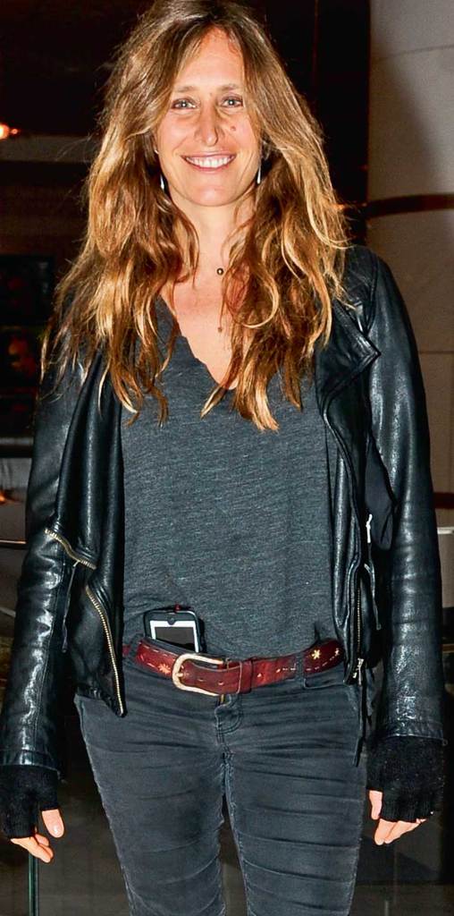 10. yılını defile ile kutladı