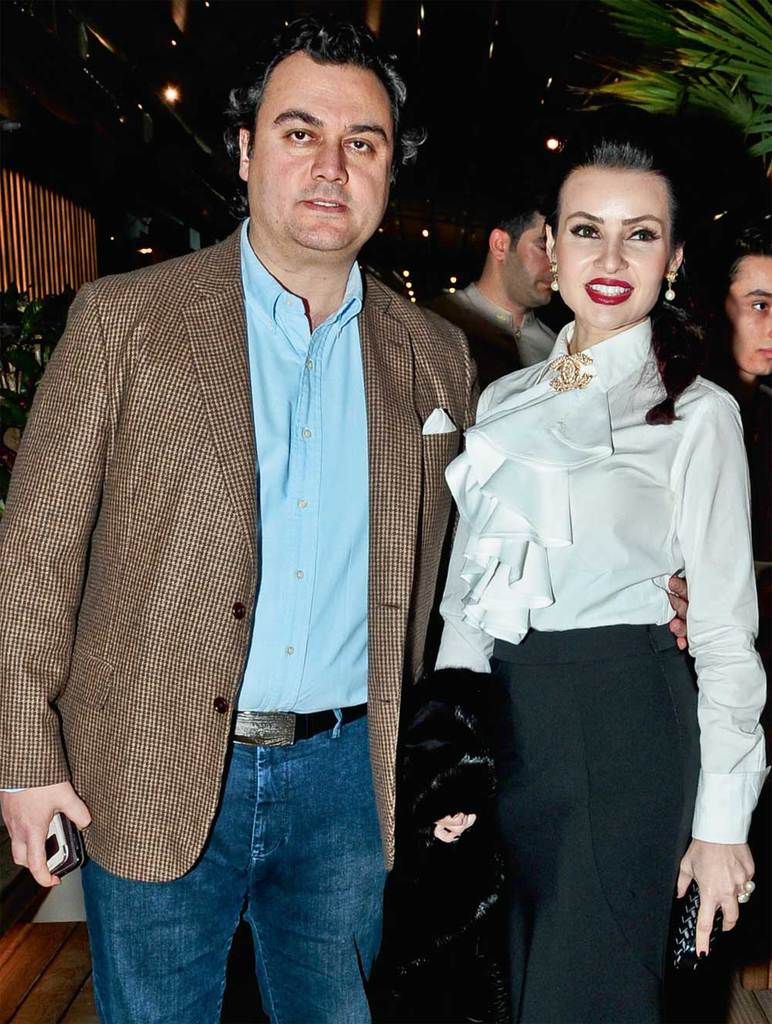 Izaka’ya görkemli açılış daveti