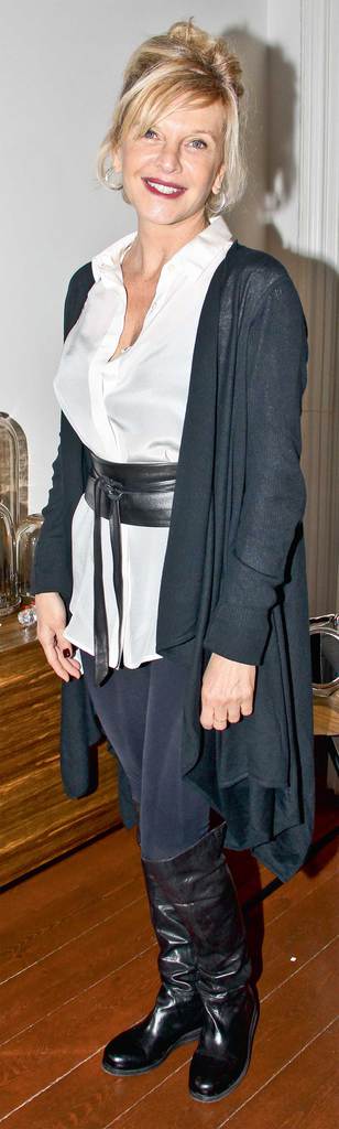 Güzellik merkezinden çok özel takılar