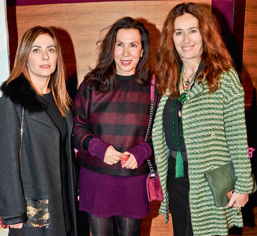 ‘Aşk Sana Benzer’in galasında buluştular