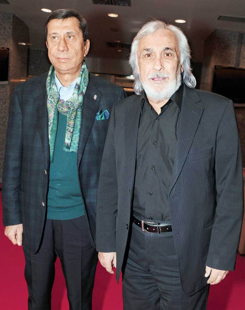 'Yapışık Kardeşler'e büyük ilgi