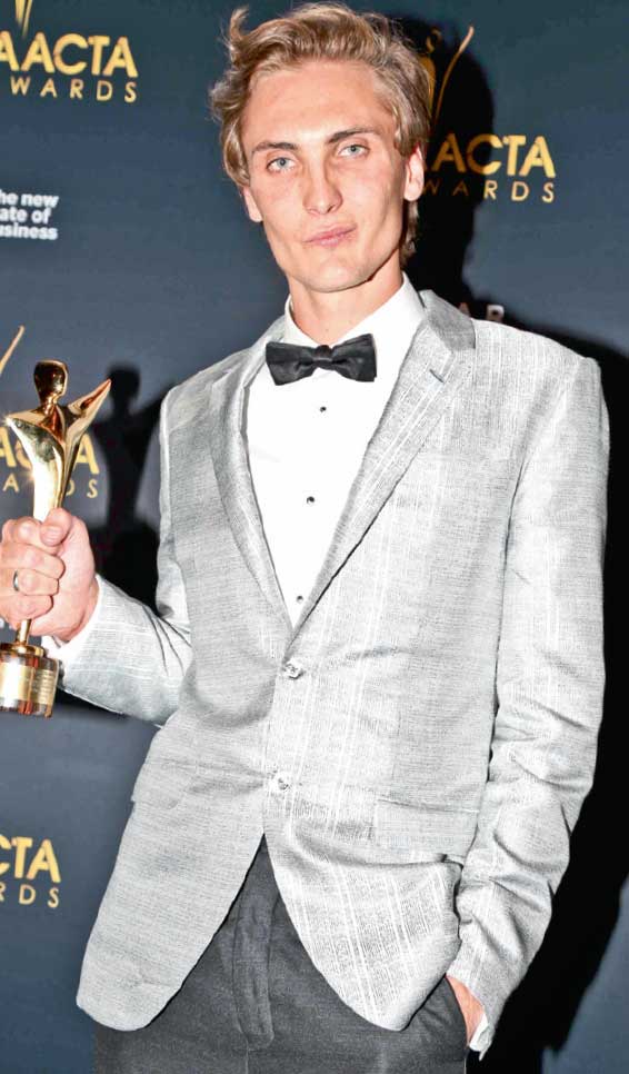 Yılmaz Erdoğan'a Avustralya'dan büyük ödül