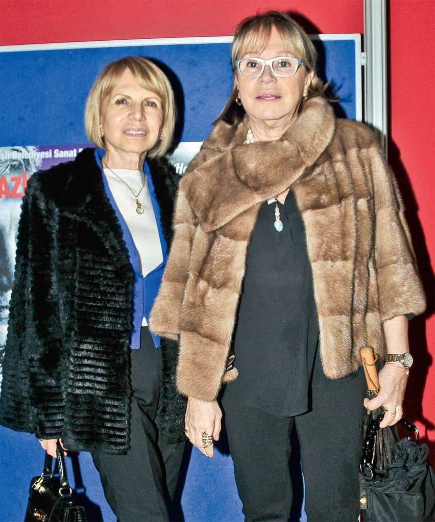 Sahnede dört özel kutlama bir arada