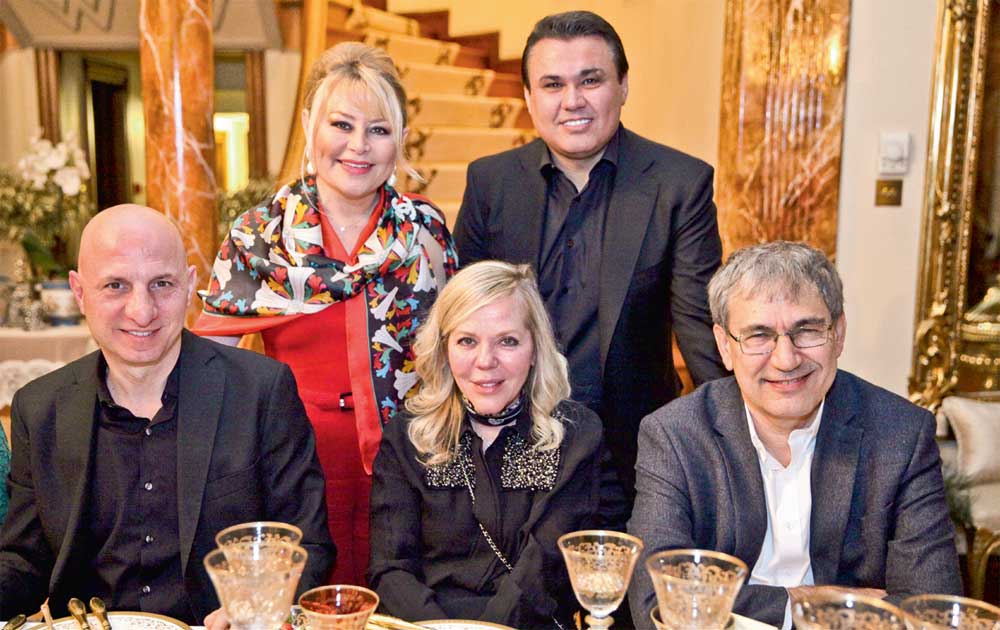 Hollywood yıldızını ağırladılar
