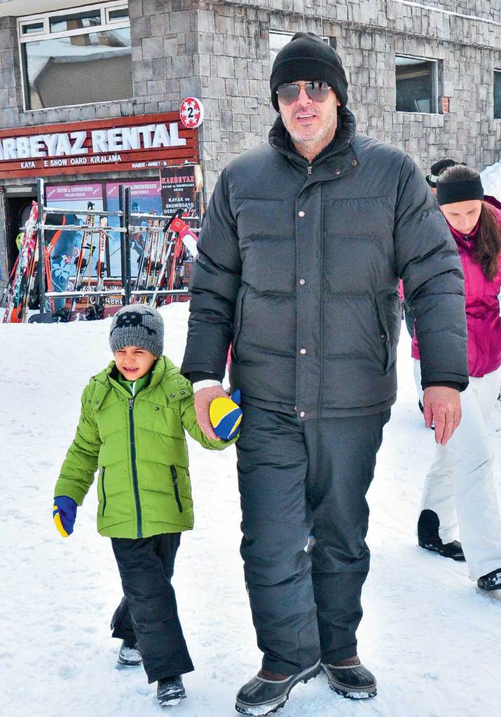 Ünlü isimler karın keyfini çıkardılar