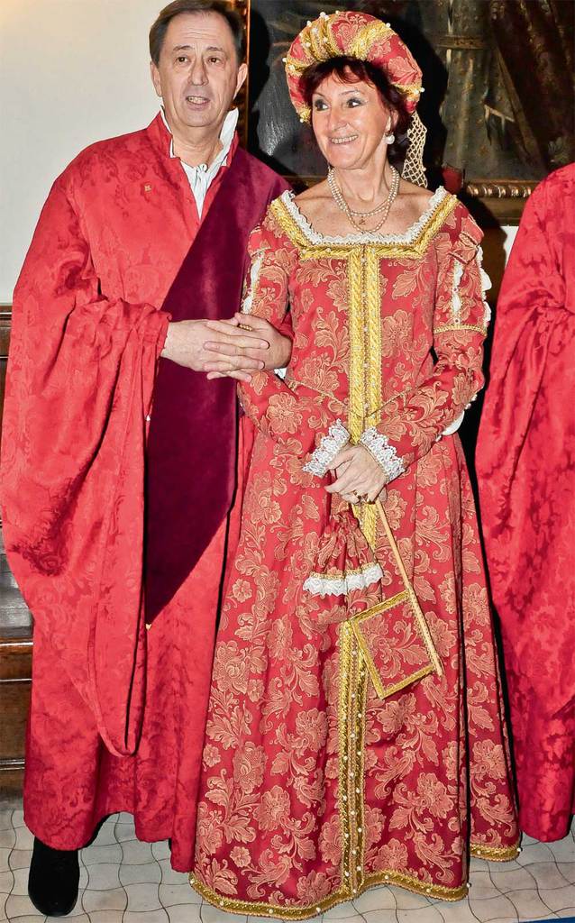 Venedik Karnavalı temalı veda daveti