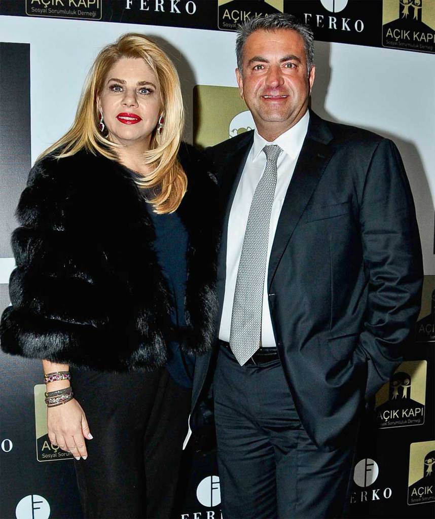 Sevenler sevilenler ve sevgililer buluştu