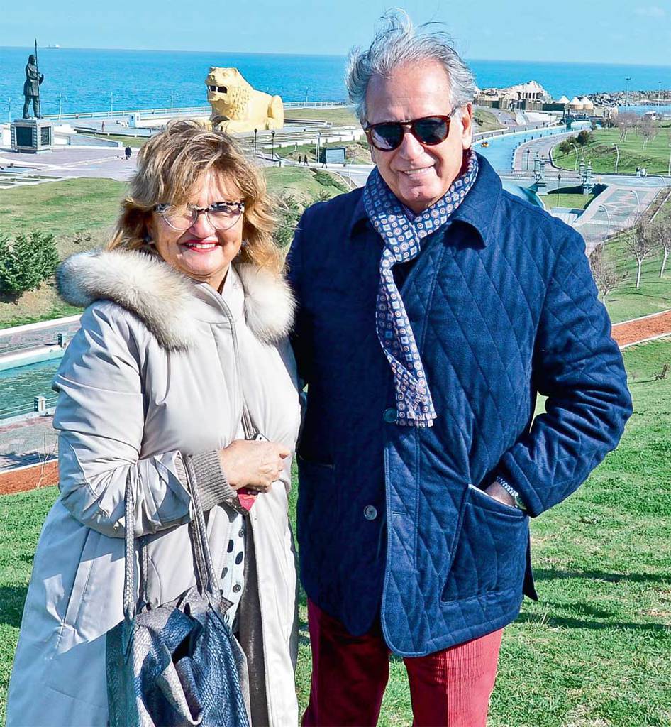 İstanbullu davetlileri başkan gezdirdi