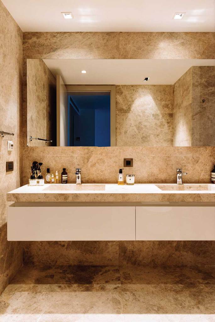 'Evimiz huzur mabedimiz'