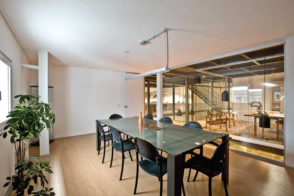 Bu ofislerde fazla mesai garanti!