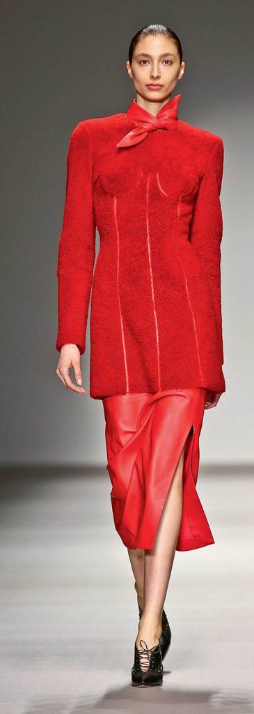 Modanın kalbi bu kez Londra'da attı