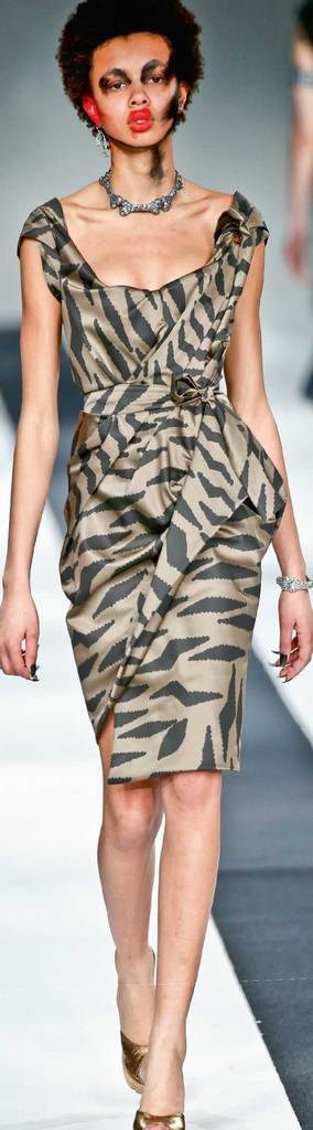 Modanın kalbi bu kez Londra'da attı