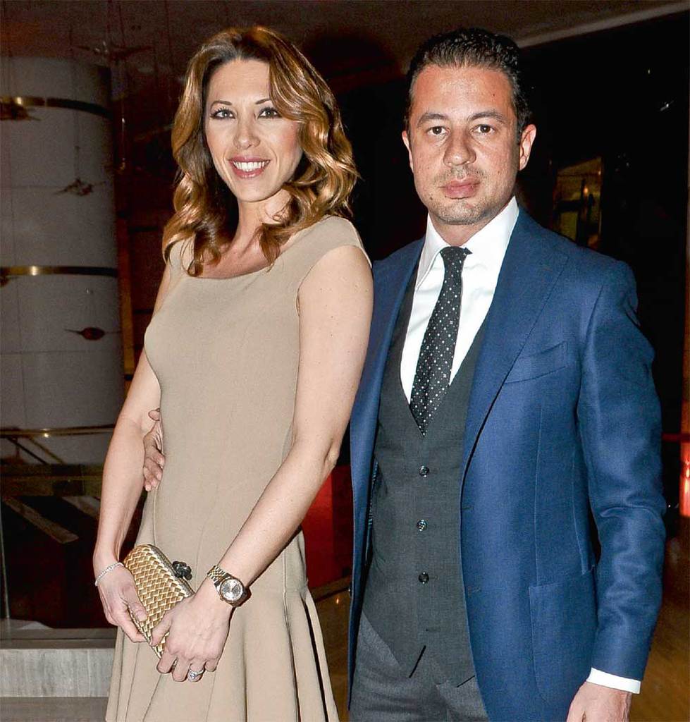 Elitler defilede bir araya geldi