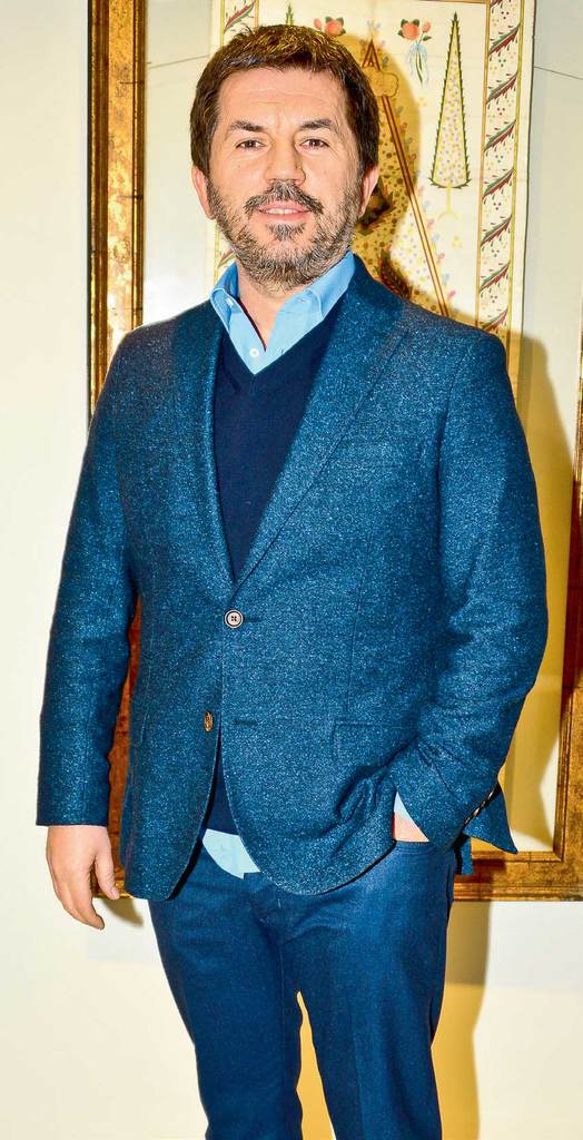 İkinci sergisini açtı