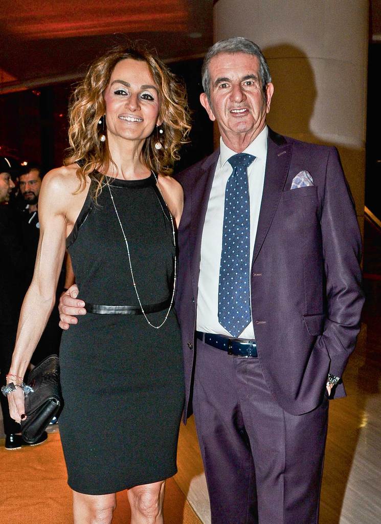 Elitler defilede bir araya geldi