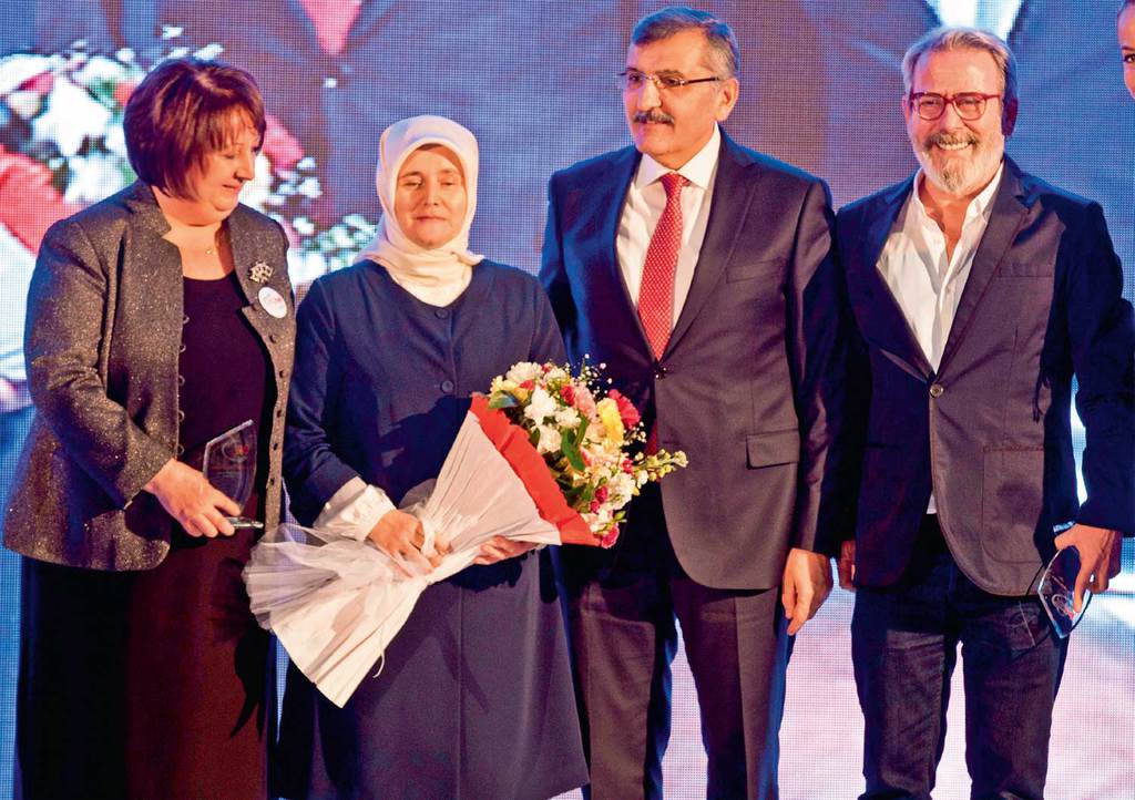 ‘Kadına Saygı’ ünlüleri buluşturdu