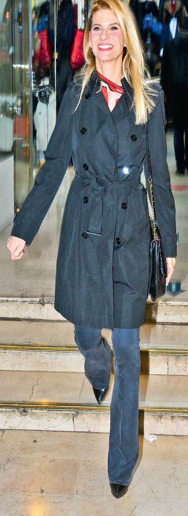  Yeni oyunları ayakta alkışlandı