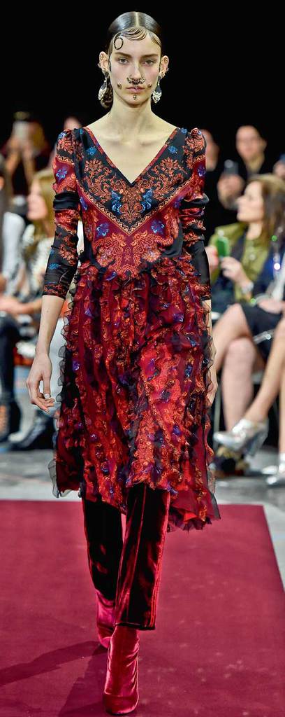 Modanın kalbi Paris'te attı