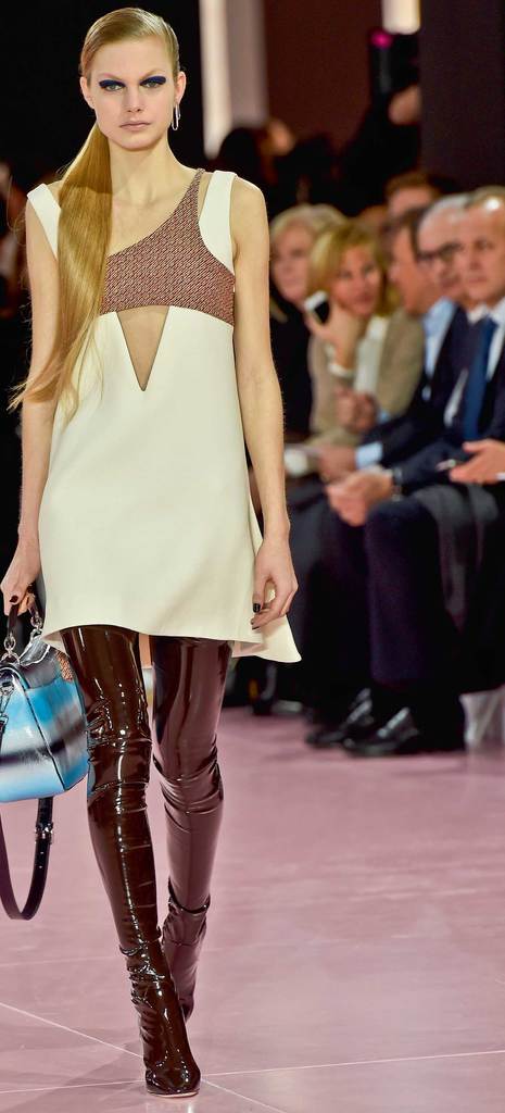 Modanın kalbi Paris'te attı