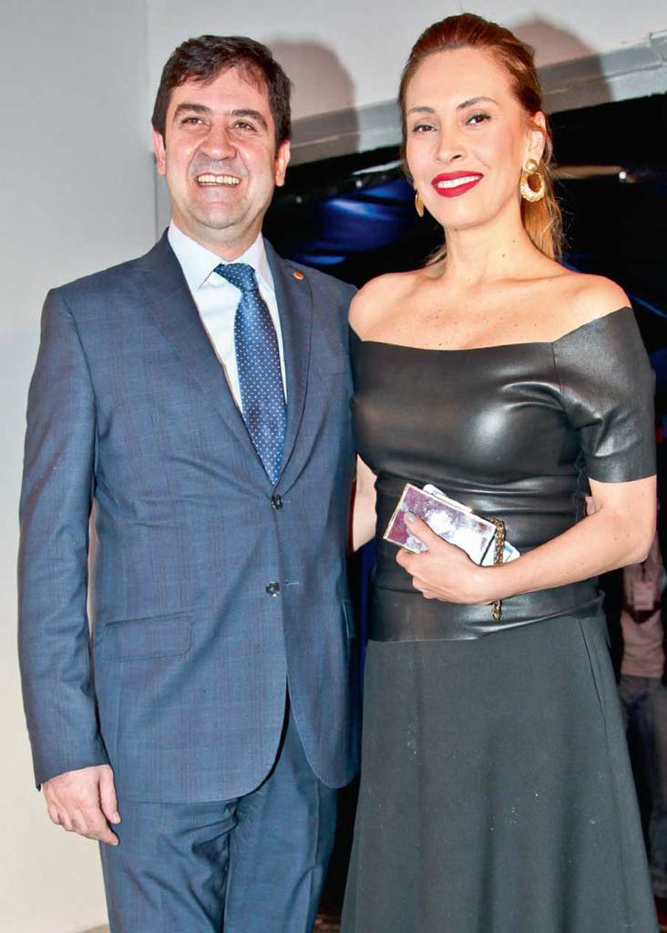 Ünlülerden Tween defilesine büyük ilgi